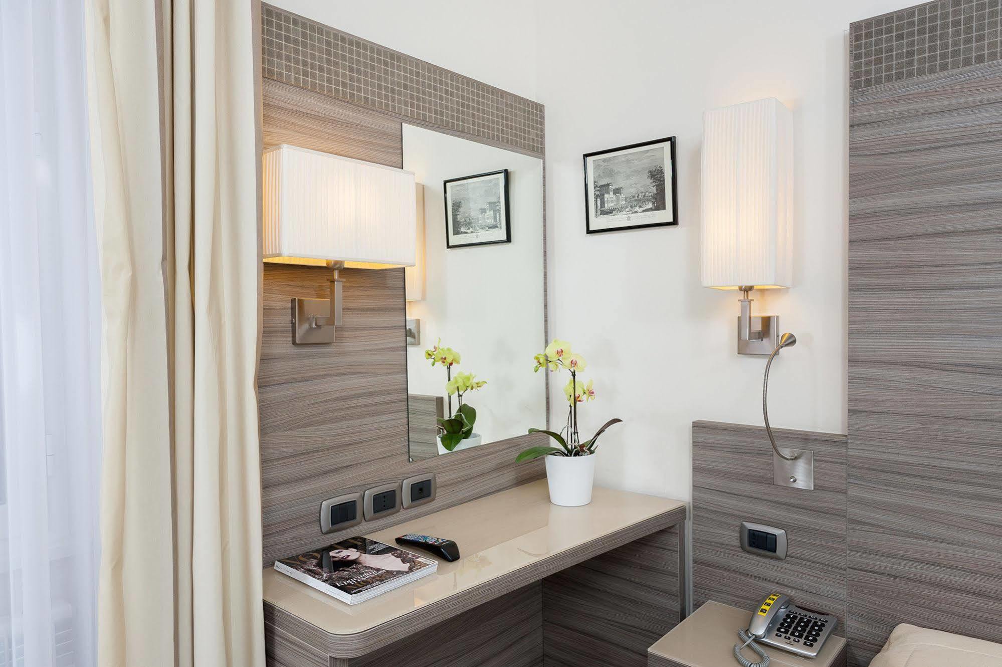 Morrisson Exclusive Rooms Roma Exterior foto
