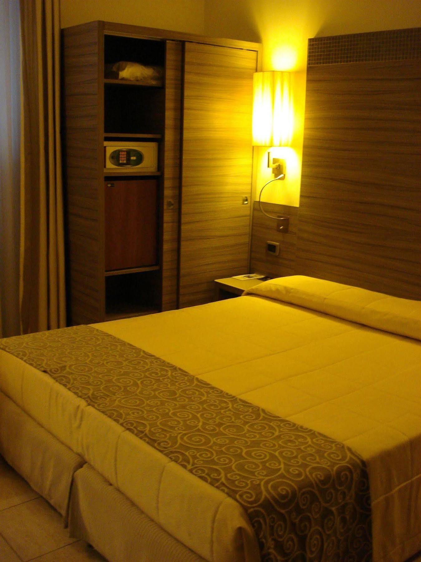 Morrisson Exclusive Rooms Roma Exterior foto